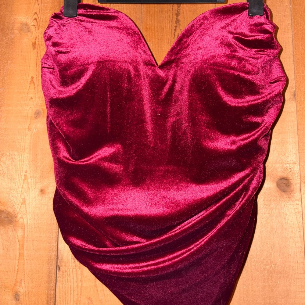 Burgundy Strapless Velvet Top